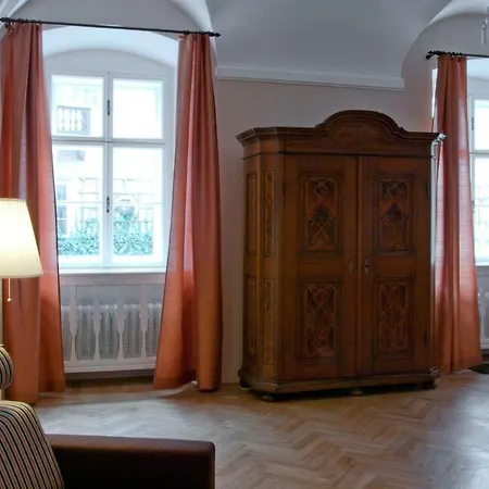 Zamek Homestay Nove Mesto nad Metuji