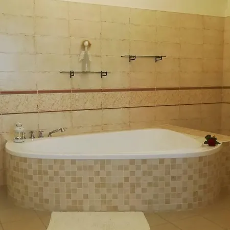 Zamek Homestay